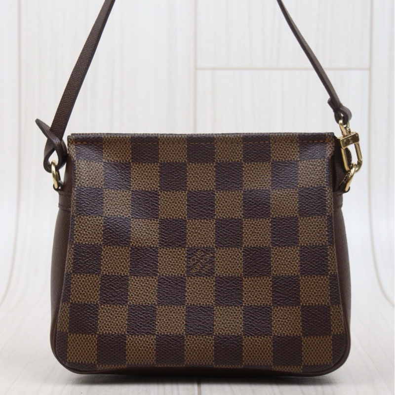 LV 棋盤格小方胖-1