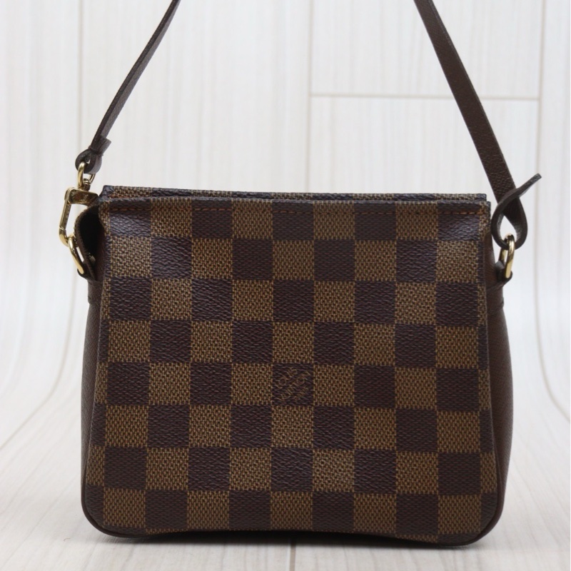 LV 棋盤格小方胖-2