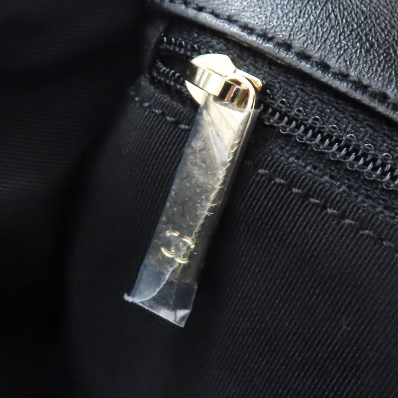 黑色 斜紋羊皮 鍊帶肩背包 金扣【CHANEL 香奈兒】-17