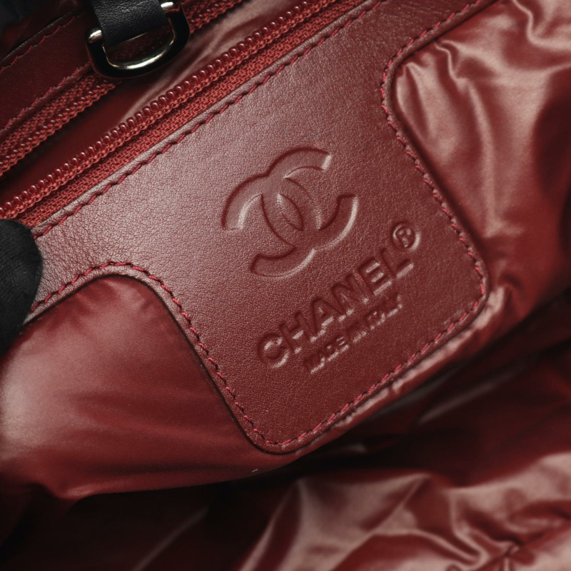 香奈兒 Coco Cocoon 小號手提包，尼龍皮革，黑色波爾多紅色配色，二手 CC-3