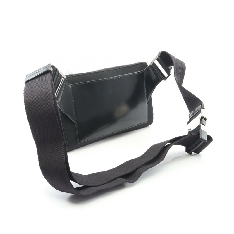 PRADA Re-Nylon 腰臀斜背包 2VH156 皮革黑色三角形標誌 二手-1