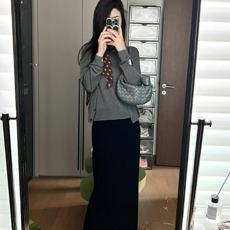 BOTTEGA VENETA Mini jodie和尚包 - 深灰藍-9