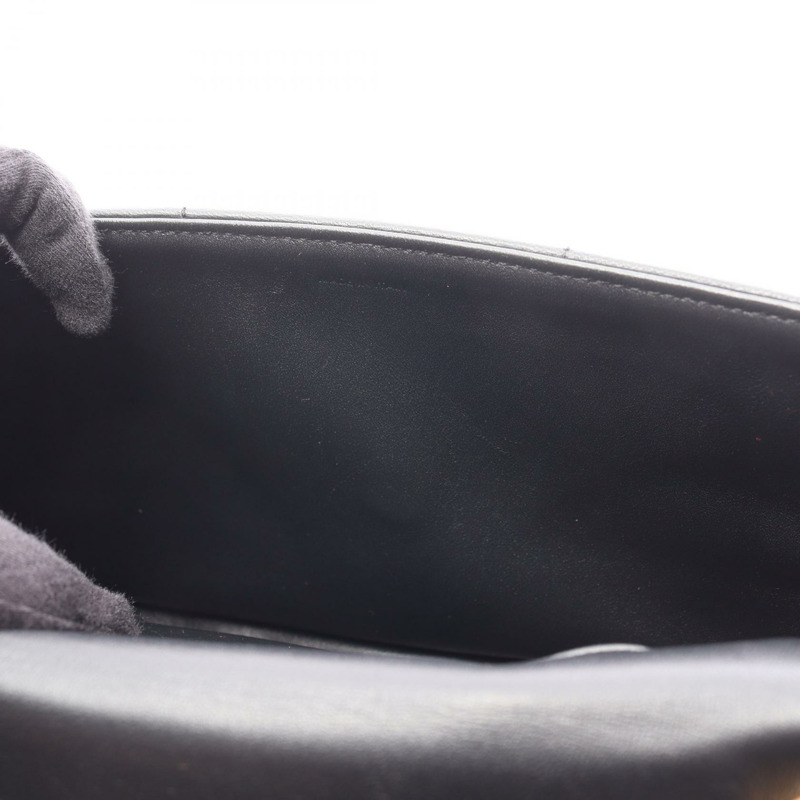 CELINE Monochrome 鏈條單肩包，黑色皮革，二手，女士，金色五金配件，帶品牌標誌-4