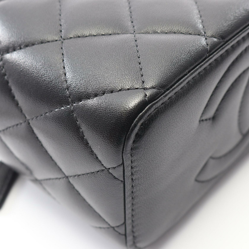 香奈兒 (CHANEL) Matelasse 絎縫鏈條斜挎包，羊皮材質，黑色，二手，金色五金-7