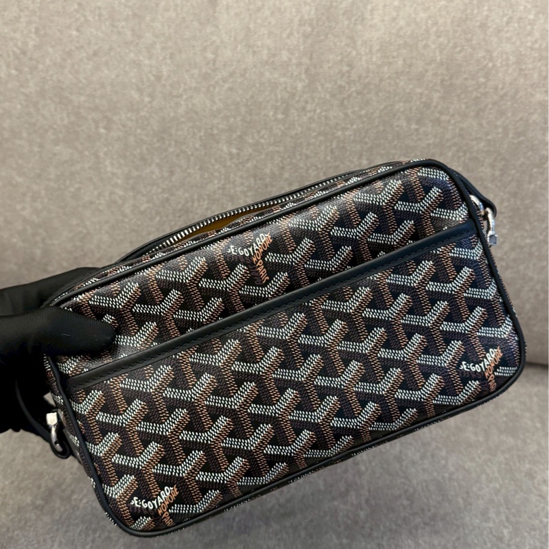 GOYARD黑色相機包-3