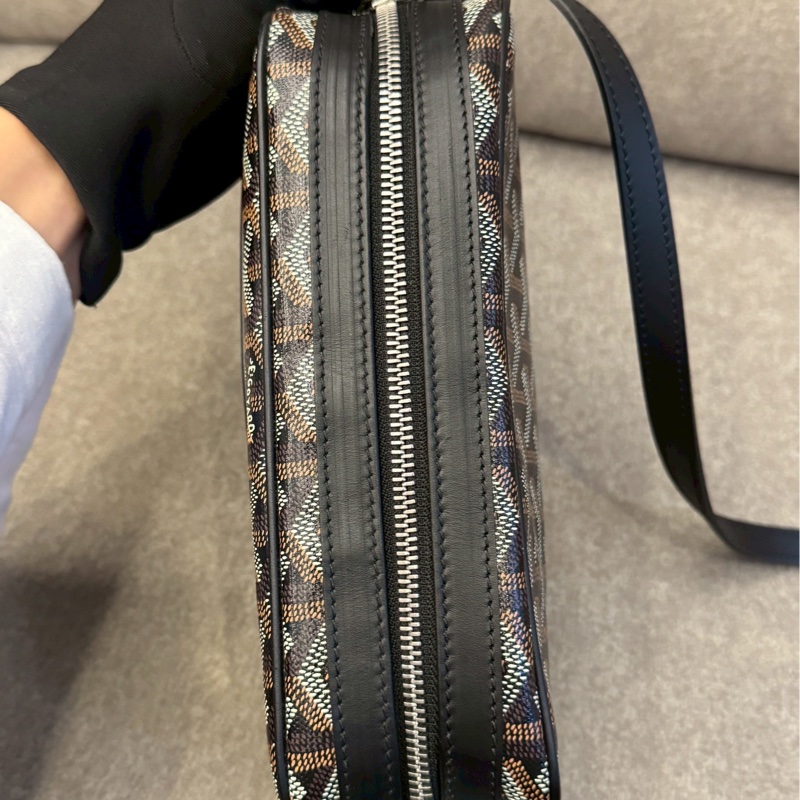 GOYARD黑色相機包-6