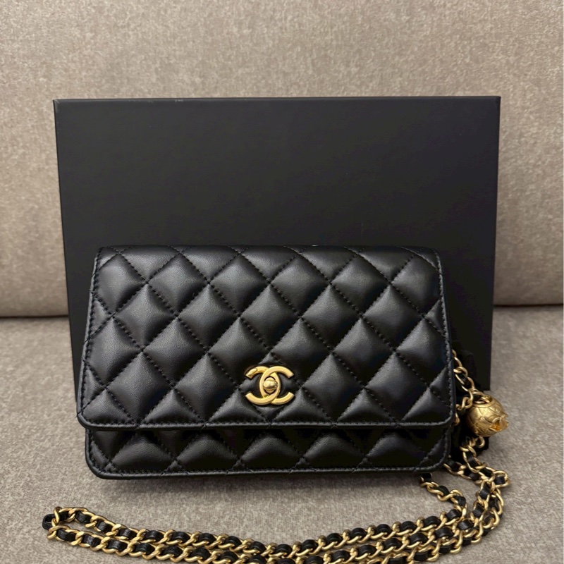 香奈兒黑色金球woc-0