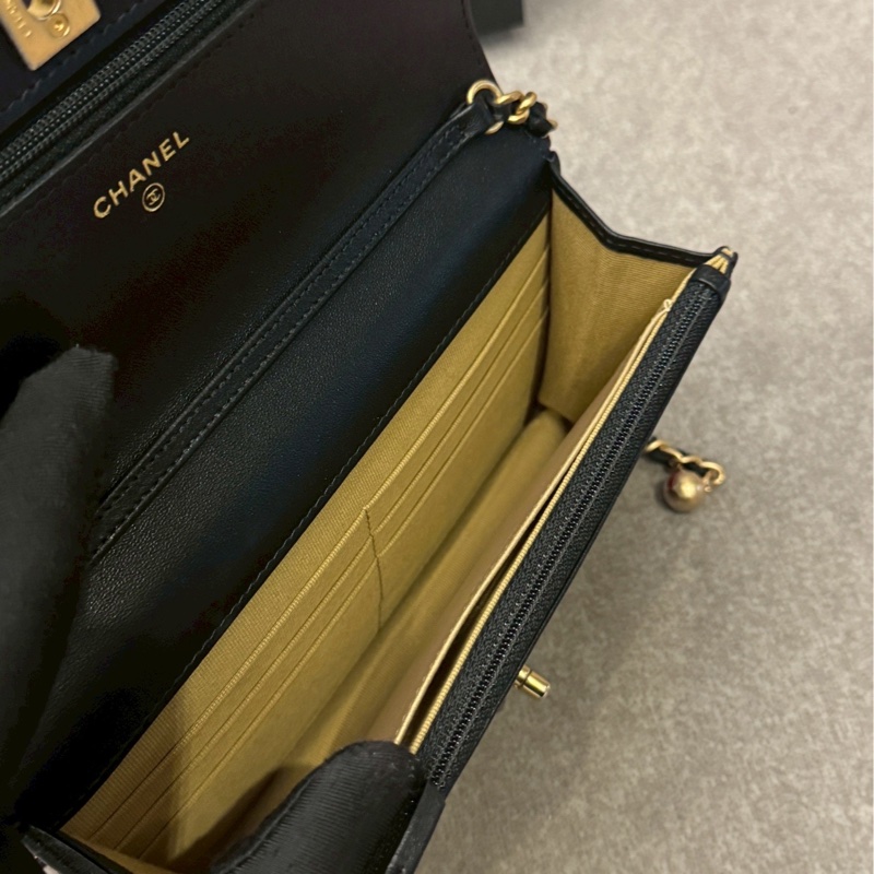 香奈兒黑色金球woc-8