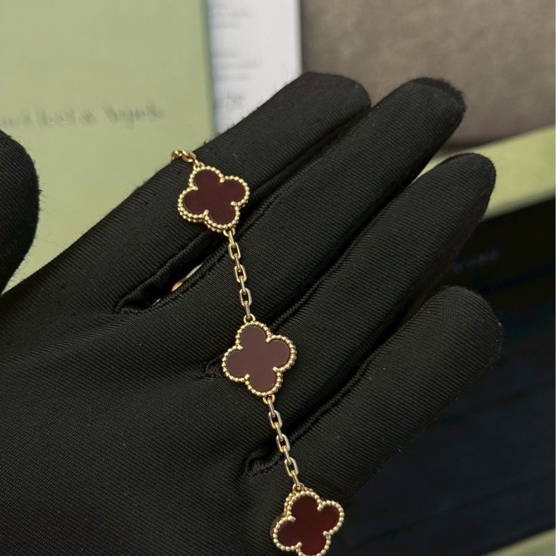 VCA紅色五花手鍊-2