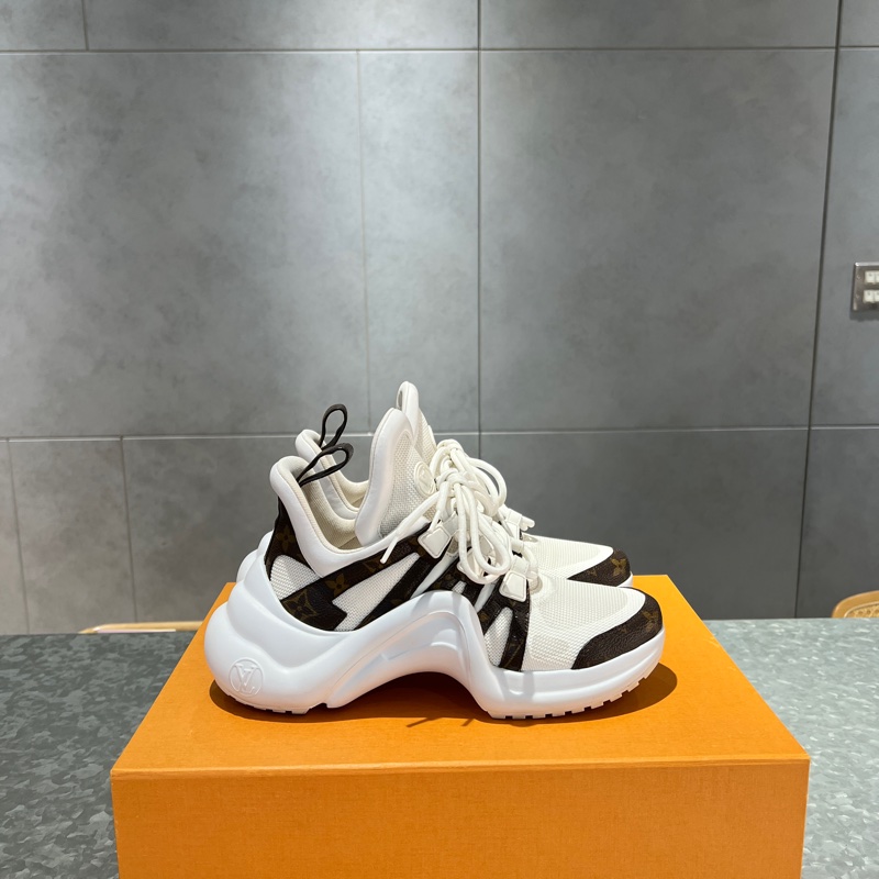 LV Archlight 厚底運動鞋37號-1