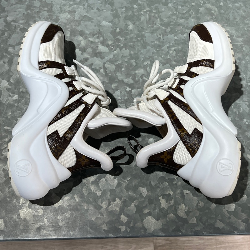 LV Archlight 厚底運動鞋37號-2