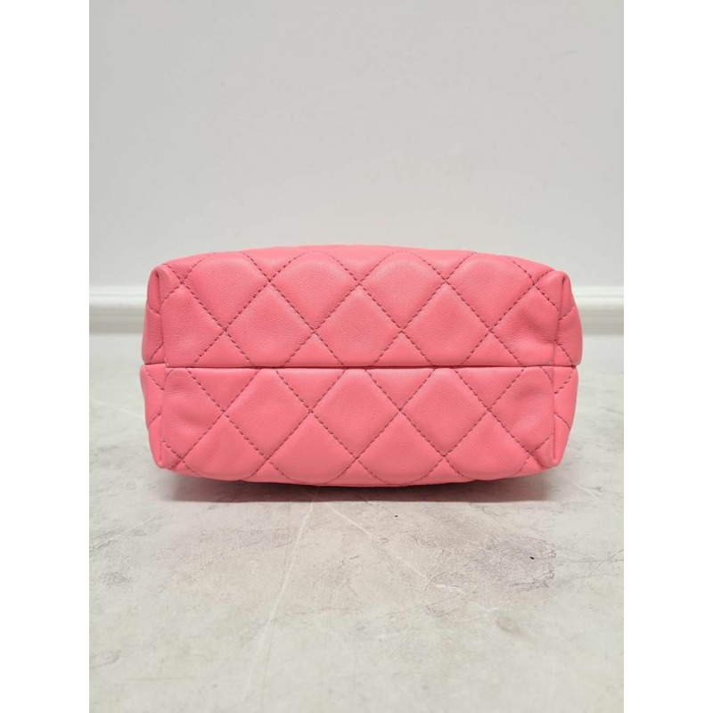 【包稅】CHANEL 粉紅保齡球小牛皮迷你斜背包-6