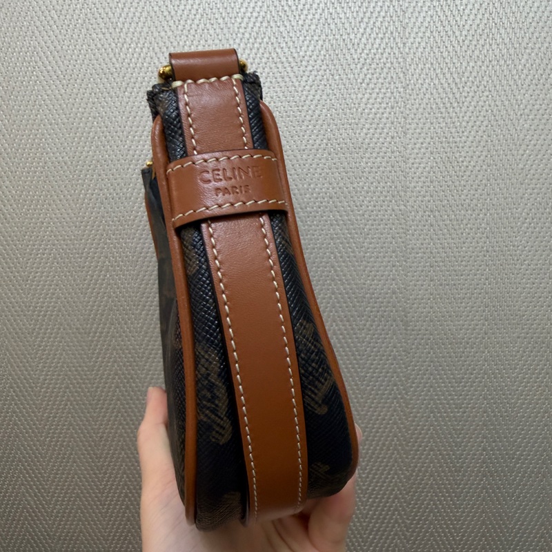 Celine PVC咖牛皮AVA Triomphe mini 手提包-1