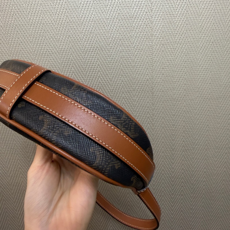 Celine PVC咖牛皮AVA Triomphe mini 手提包-5