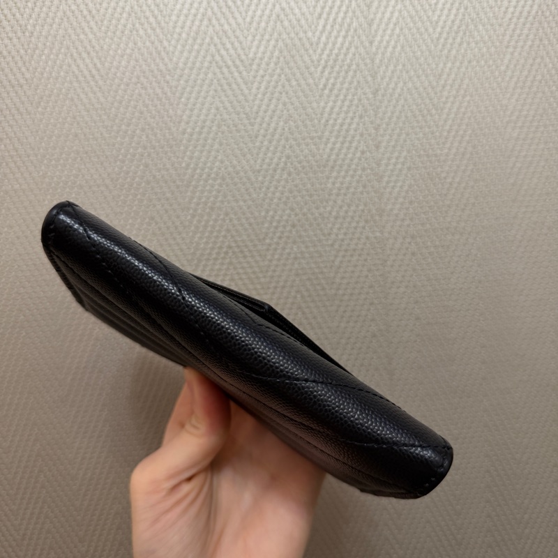 YSL 黑魚子醬牛皮銀釦小型錢包-6