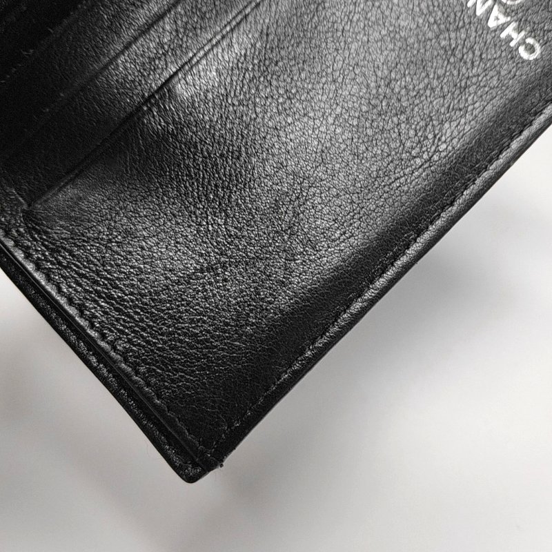 CHANEL黑色漆皮壓紋山茶花錢包銀色五金15開-15
