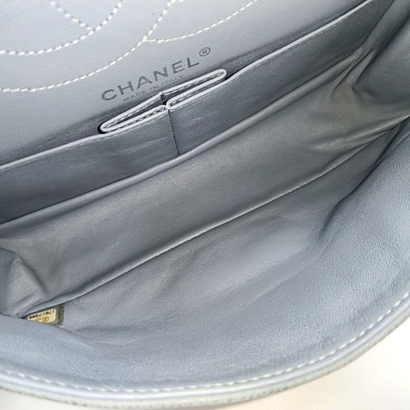 CHANEL 2.55 藍色荔枝紋牛皮菱格紋絎縫單肩包斜挎包銀色五金17開-16