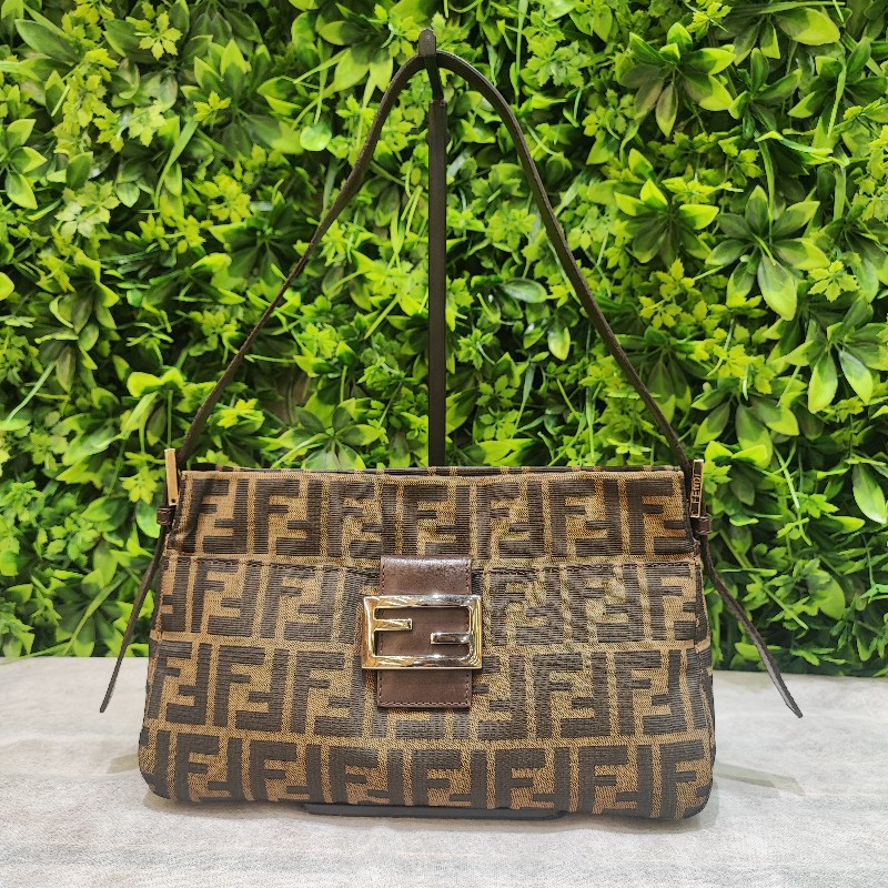 Fendi Shoulder Bag-0