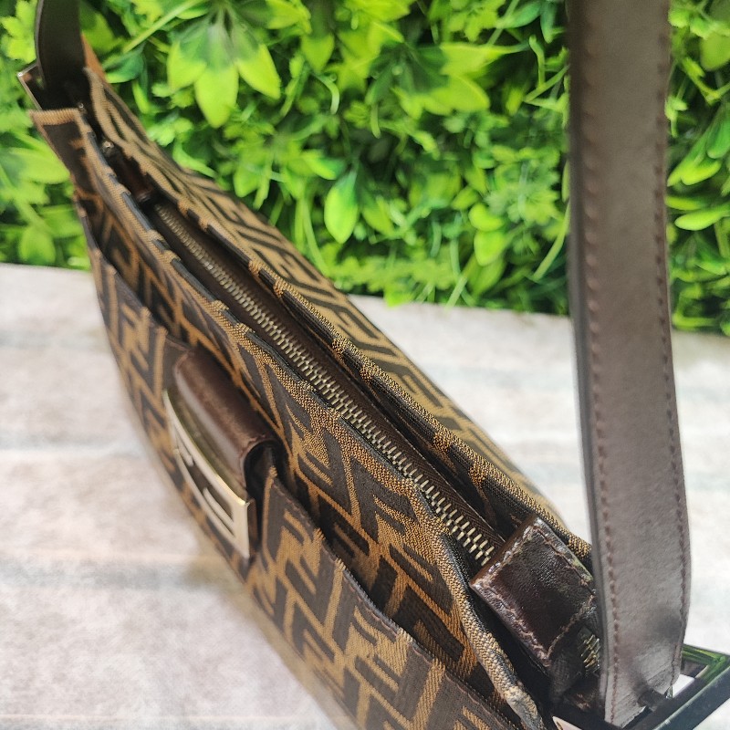 Fendi Shoulder Bag-4