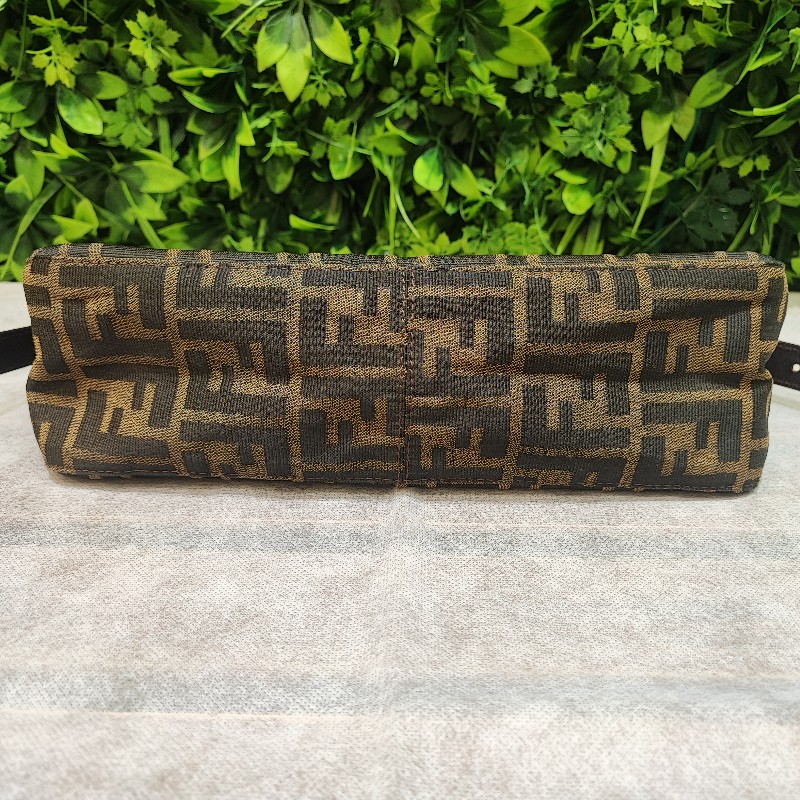 Fendi Shoulder Bag-9