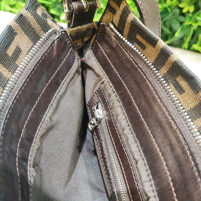 Fendi Shoulder Bag-20