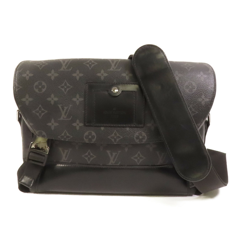 LOUIS VUITTON Monogram Eclipse/Taiga Outdoor Messenger銀扣肩背袋-0