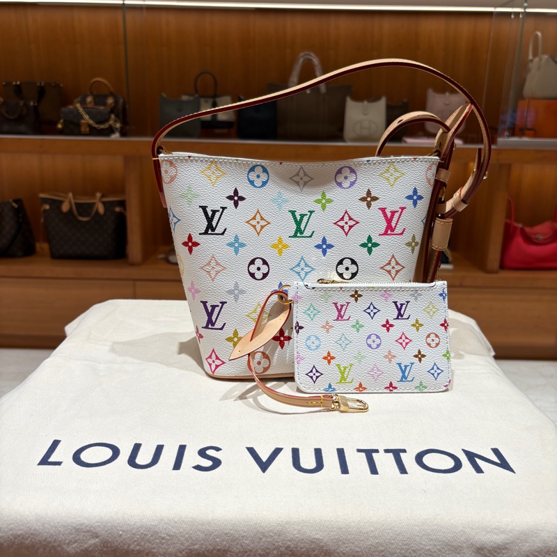 Louis Vuitton-6