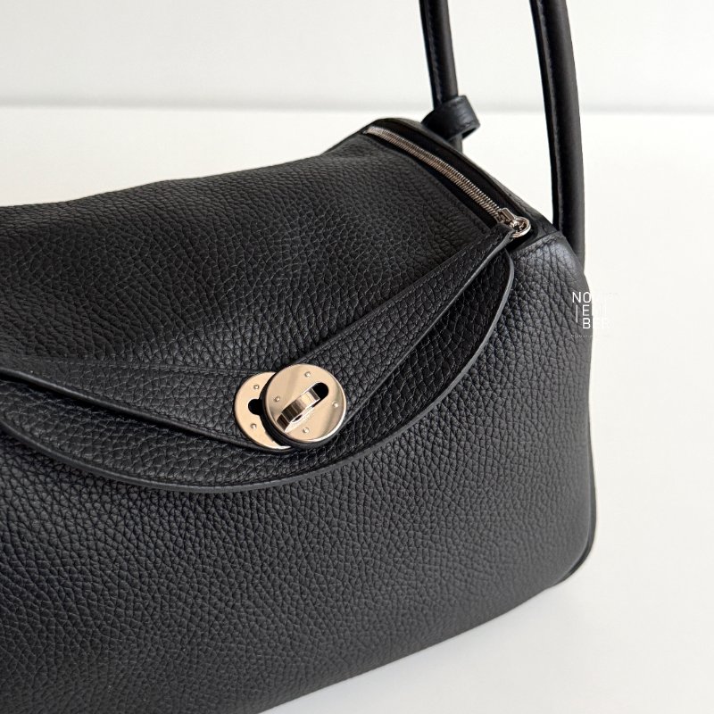 99新🆕 Hermès 愛馬仕 Lindy 26 黑色銀釦-3