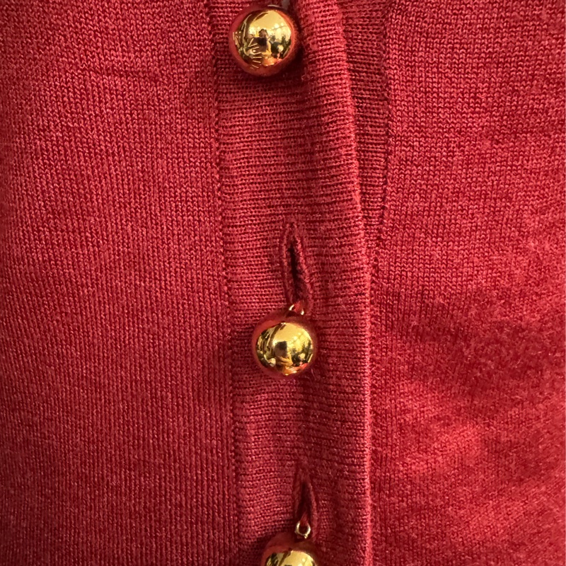 《新歡舊愛》正品LV路易威登深紅色絲質針織大V領上衣S-1