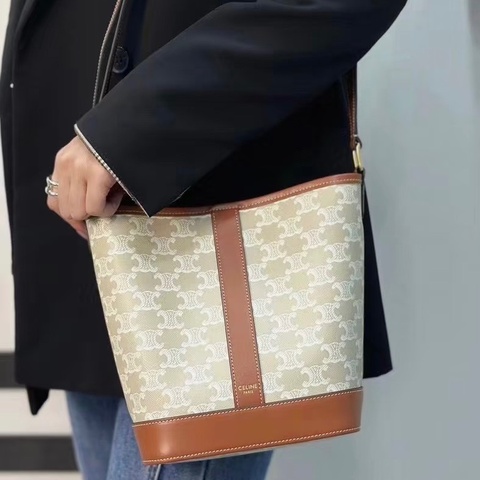 Celine水桶小號米棕色 斜背包18*22*12 全新閒置配件塵袋購證