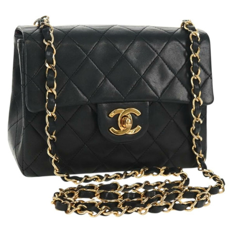 香奈兒 (CHANEL) 絎縫鏈條肩背包，羊皮材質，黑色，金色雙C標誌，正品編號 146079SAV