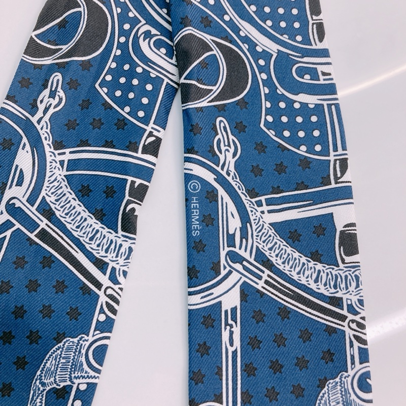 MS0505 HERMES 愛馬仕腰果花圖案小絲巾TWILLY EPERON D'OR BIANCO SILK-5