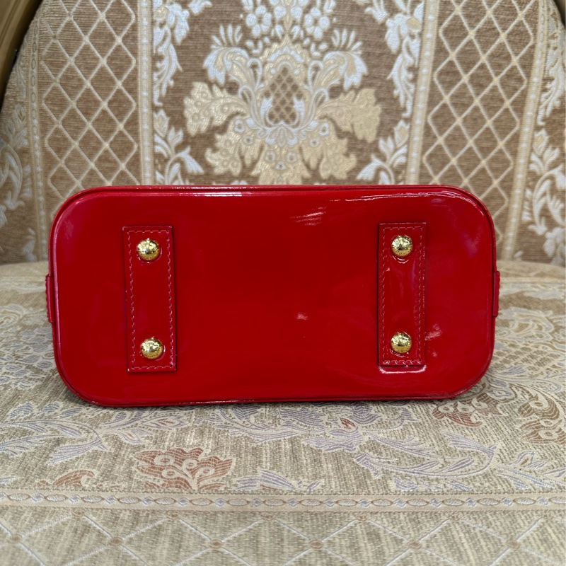 LV 紅漆亮皮金釦AlmaBB手提斜背包 M91771-4