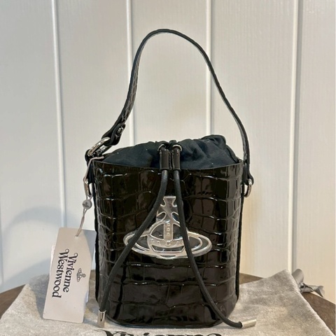 Vivienne Westwood Daisy 仿鱷魚皮紋兩用水桶包