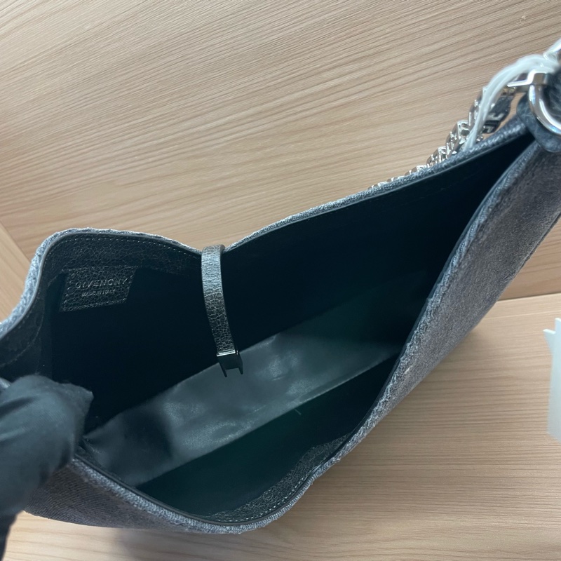 Givenchy纪梵希做旧牛仔Cut Out双肩带链条包-10