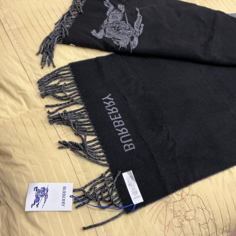 Burberry 客什米爾/黑灰戰馬雙面圍巾🧣-4
