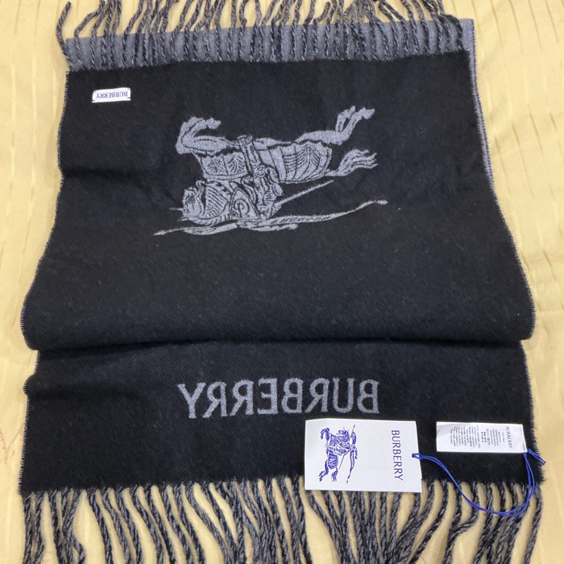 Burberry 客什米爾/黑灰戰馬雙面圍巾🧣-11