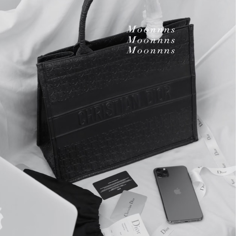#全新閒置 #超稀有釋出✨ Dior tote全黑牛皮壓花托特包 中號-3