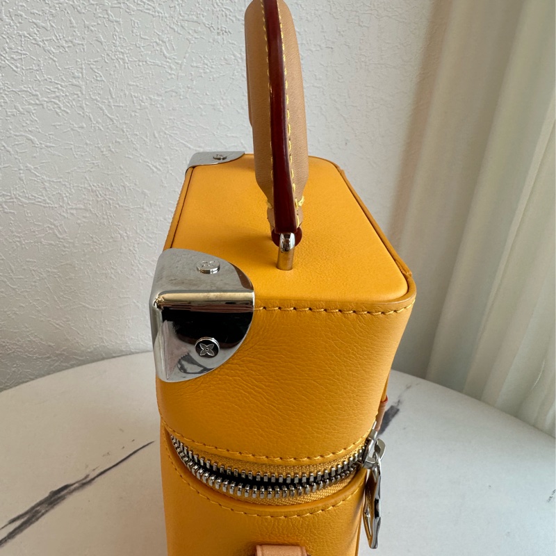 lv限量箱包🥹閒置-6