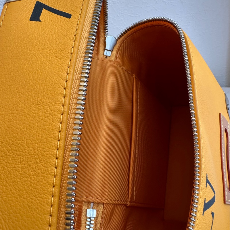 lv限量箱包🥹閒置-12