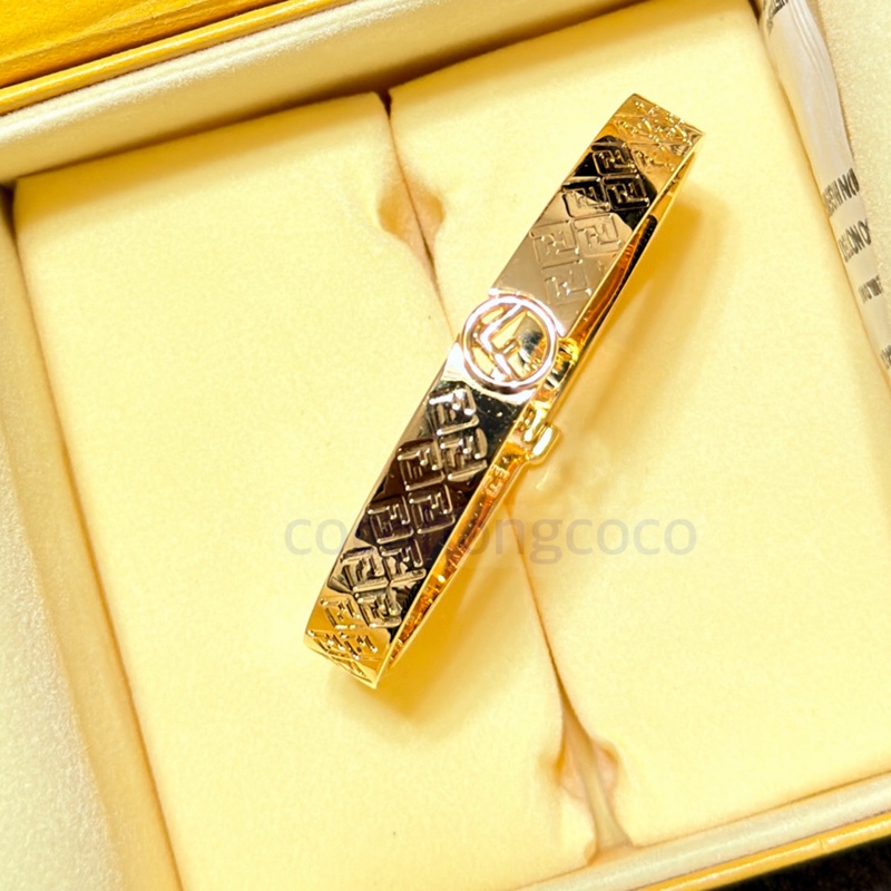 FENDI 金色金屬手環-2