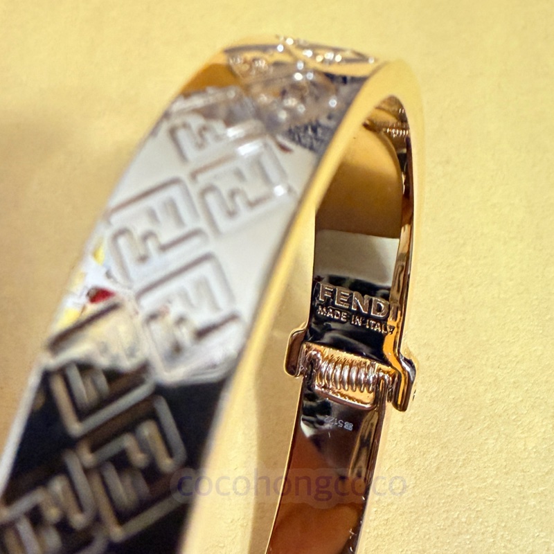 FENDI 金色金屬手環-10