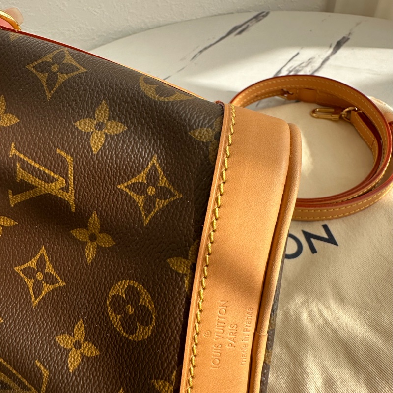 Lv nano 水桶包-15