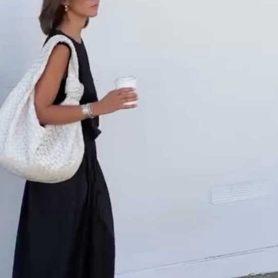 柔軟小羊皮 中古 BV包 鬆弛感 Bottega Veneta Jodie Jodie 粉筆白 編織皮革 /側背/手提 最大尺寸-12