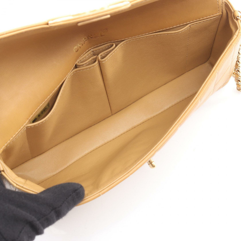 香奈兒巧克力色鏈條肩背包，羊皮材質，米色，金色五金，二手，女士CC-2