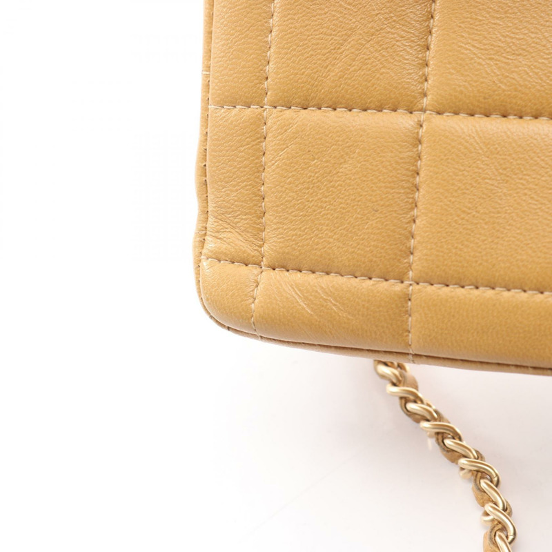 香奈兒巧克力色鏈條肩背包，羊皮材質，米色，金色五金，二手，女士CC-5