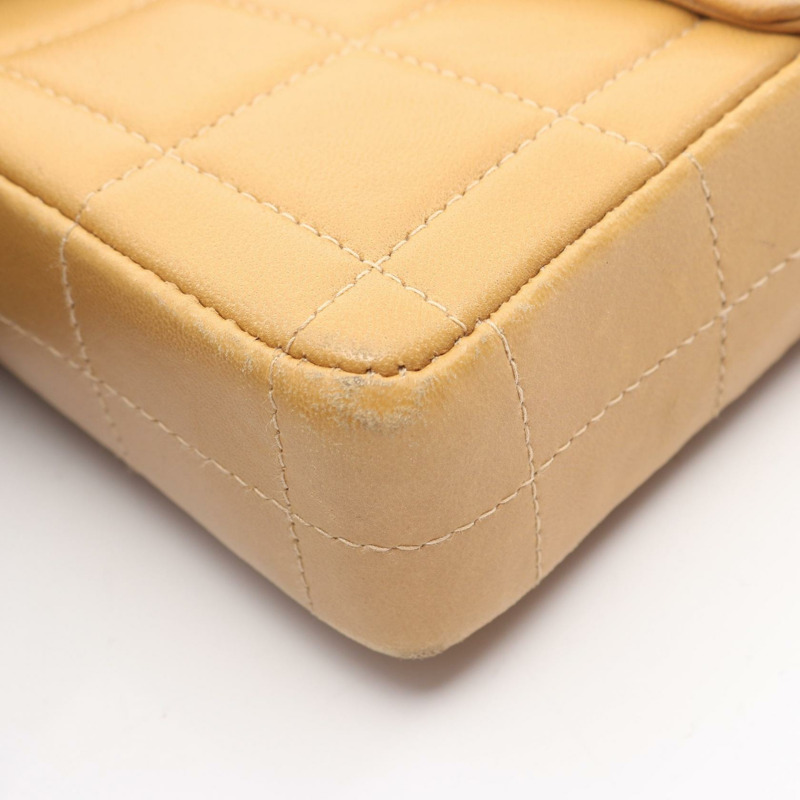 香奈兒巧克力色鏈條肩背包，羊皮材質，米色，金色五金，二手，女士CC-6