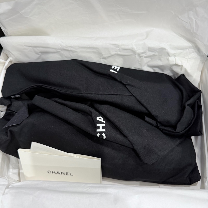 CHANEL 黑色娃娃鞋-2