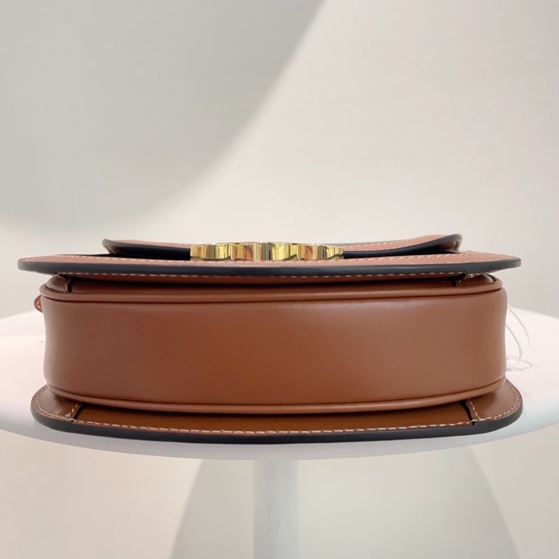 98新Celine 凱旋門金扣馬鞍包 23年新款 無附件-3