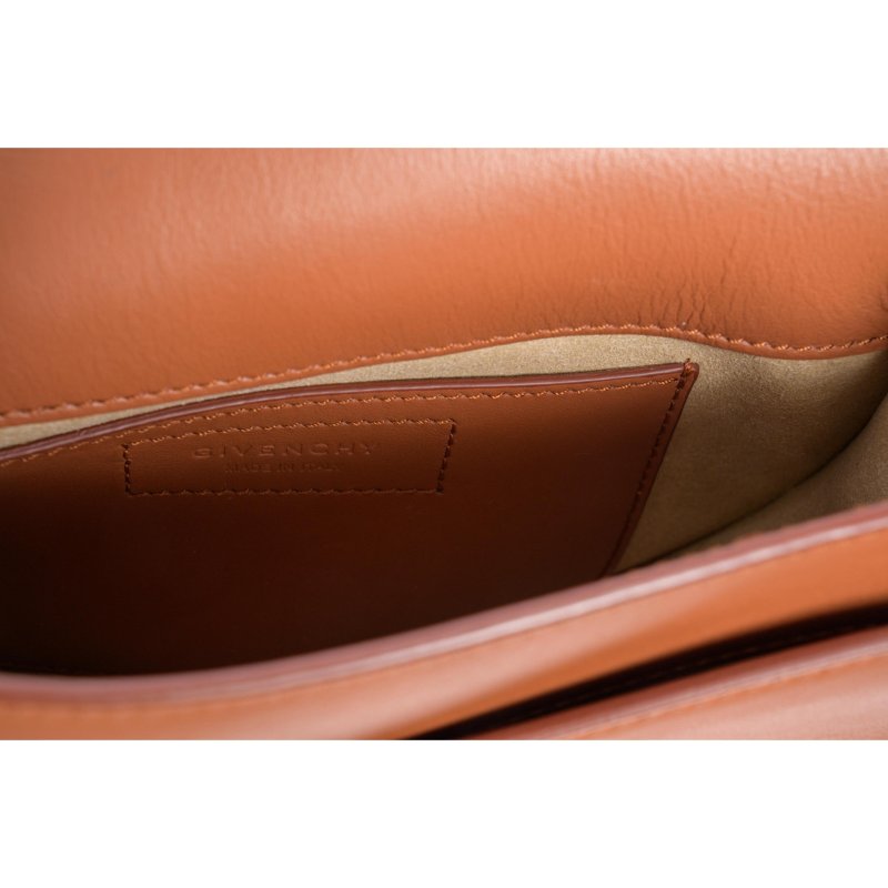 Givenchy紀梵希斜背包-5